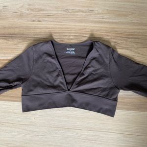 GARAGE long sleeve crop top